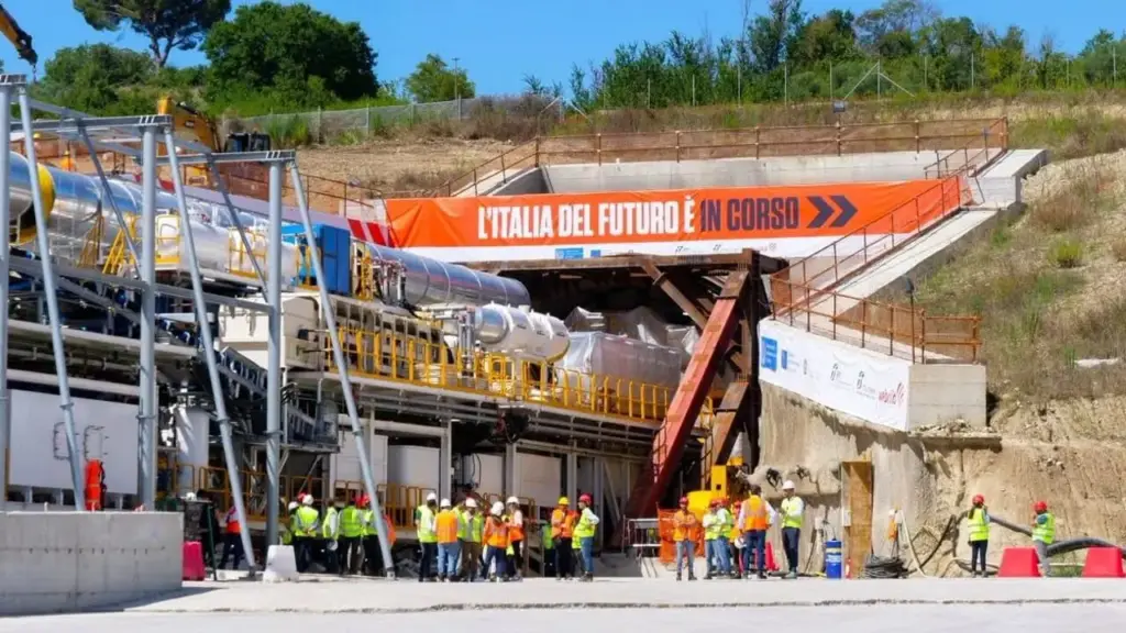Così Gratteri ha messo le mani sulla corruzione ai cantieri della nuova TAV Napoli-Bari e sul cemento annacquato
